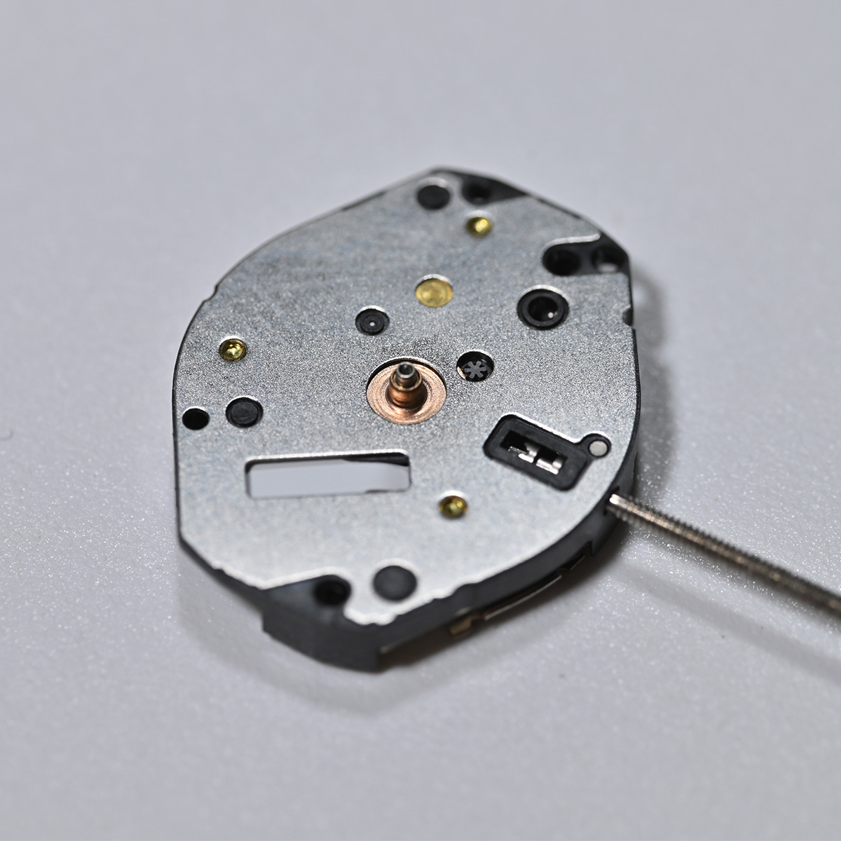 Jewels In Quartz Watches - Ersatz-Quarzwerk Y121 mit Uhrenwerkstift zur Reparatur