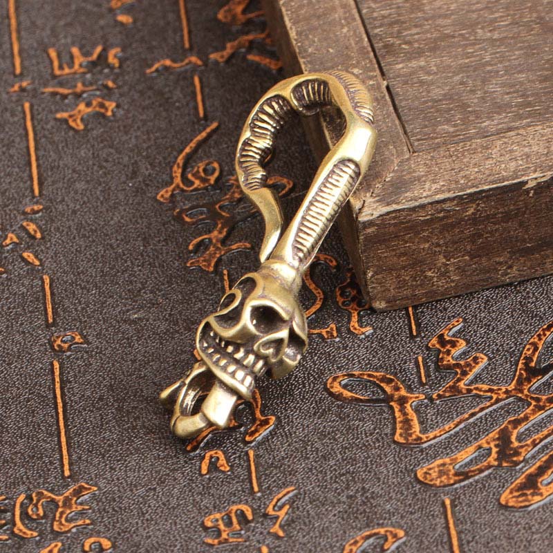 Massiver Messing-Schlüsselanhä – Gothic Skull Ring Bewertung und Preis